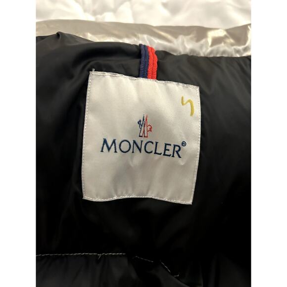 Moncler Men’s Puffer Metallic Silver Winter Jacket Size Small - Picture 4 of 14